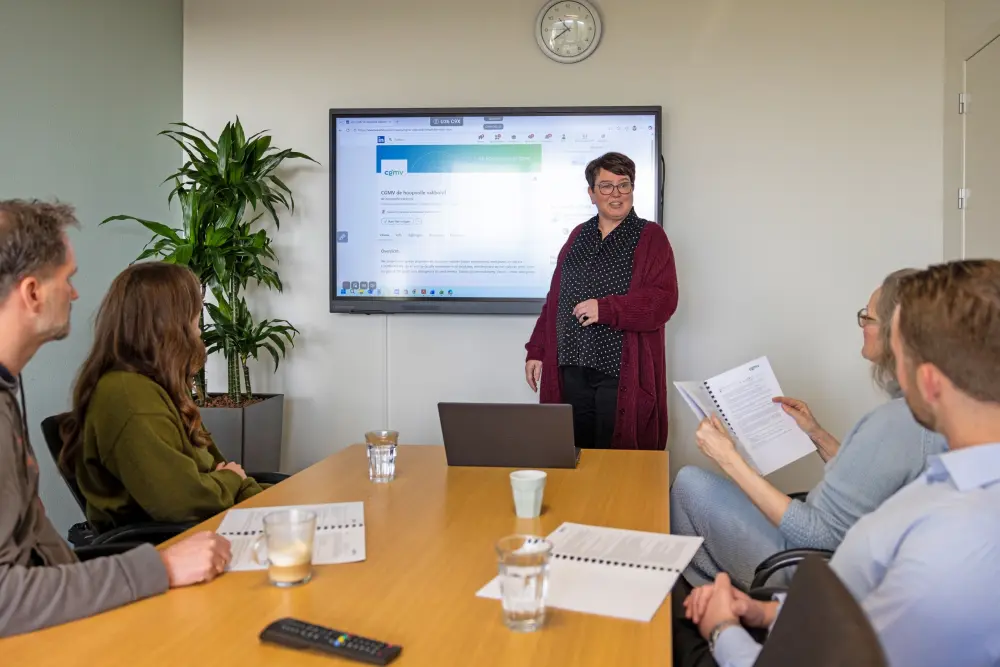 Tijdens de LinkedIn Training van CGMV leer je hoe je LinkedIn optimaal kunt gebruiken, bijv. bij solliciteren